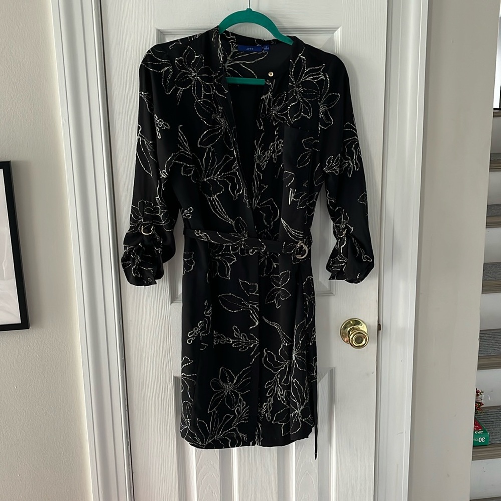 Apt 9 button down dress